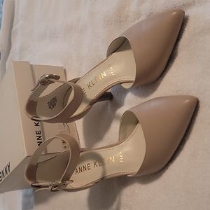 Anne Klein ladies heels